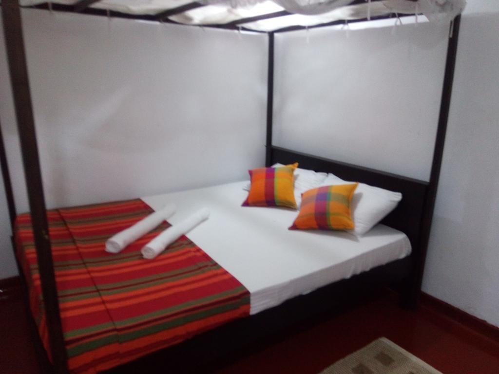 Hotel The Sea House Kudapaduwa Esterno foto